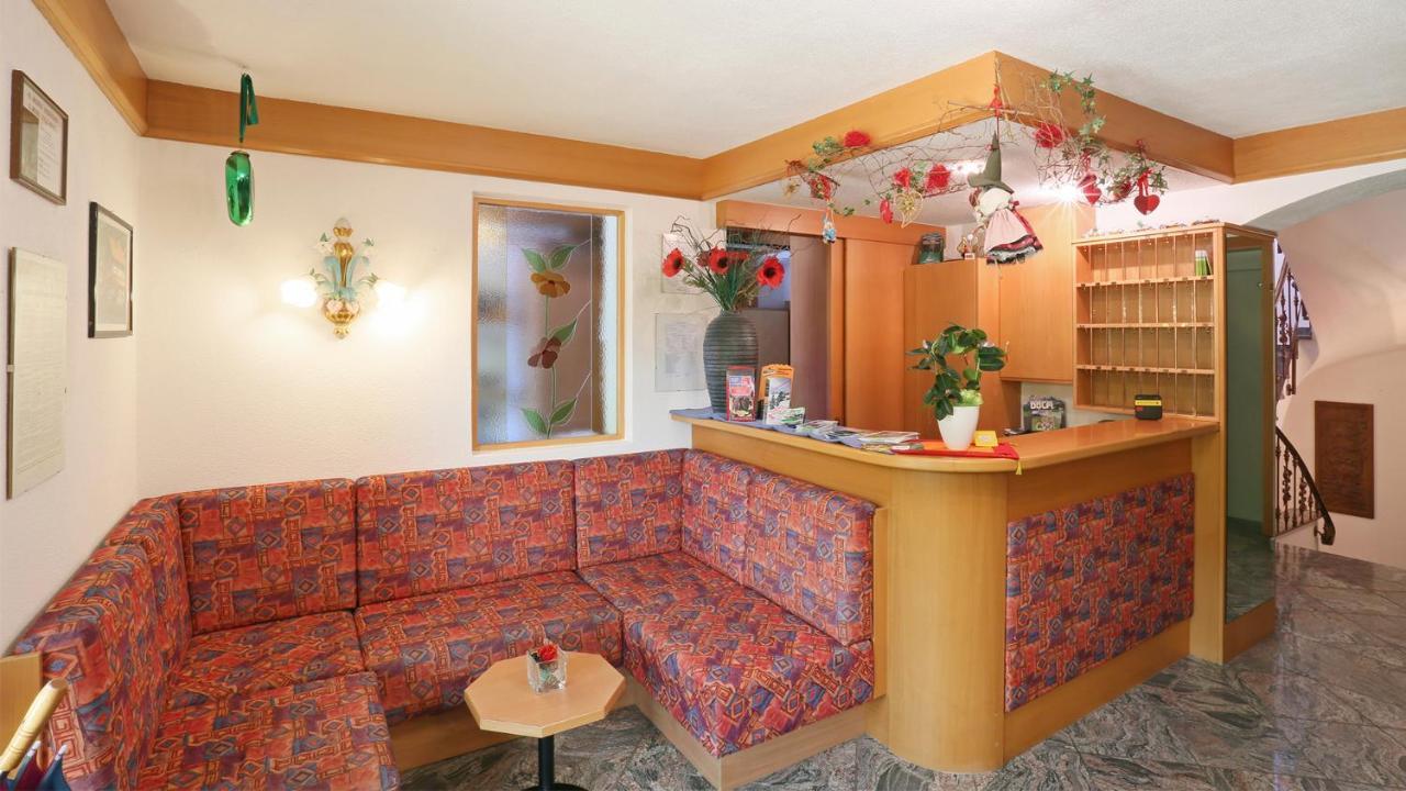 Pension Alpenhof B&B คอลเลอิซาร์โค ภายนอก รูปภาพ