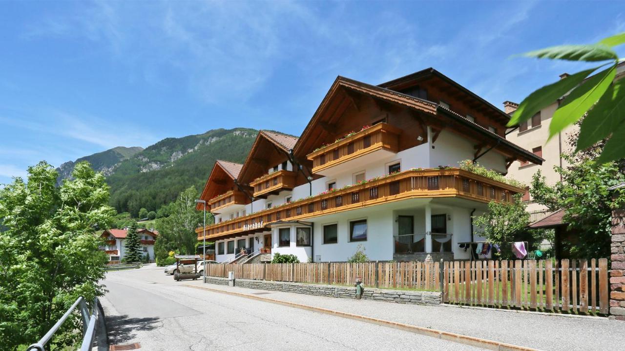 Pension Alpenhof B&B คอลเลอิซาร์โค ภายนอก รูปภาพ