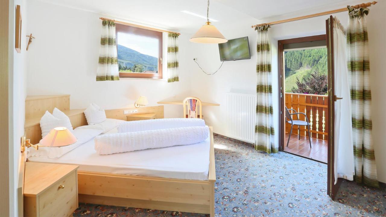 Pension Alpenhof B&B คอลเลอิซาร์โค ภายนอก รูปภาพ