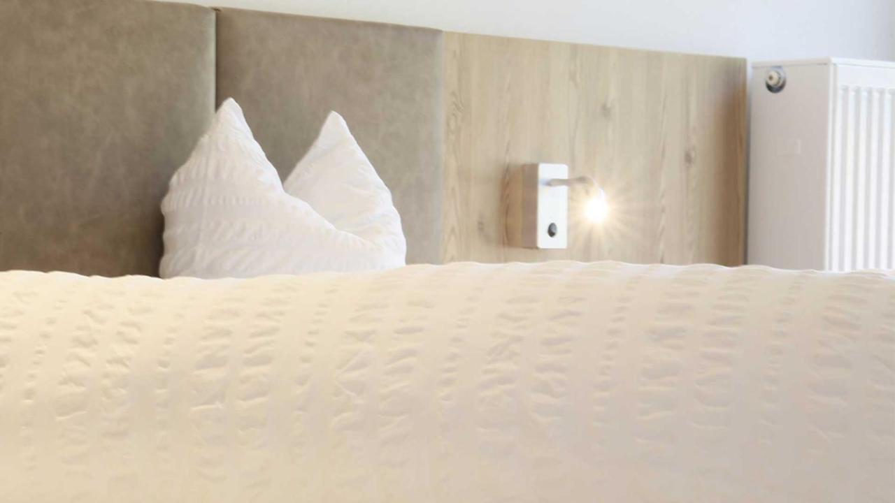 Pension Alpenhof B&B คอลเลอิซาร์โค ภายนอก รูปภาพ